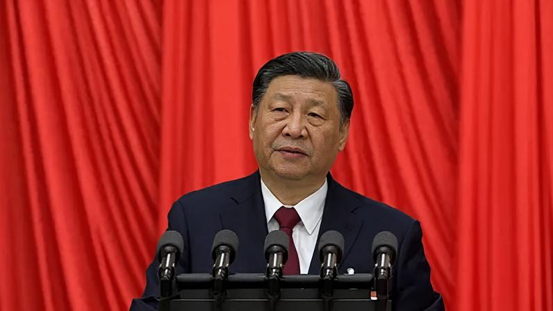 Líder chinês Xi Jinping se apresenta como liderança capaz de interromper a guerra, mas o Ocidente não está confortável com isso