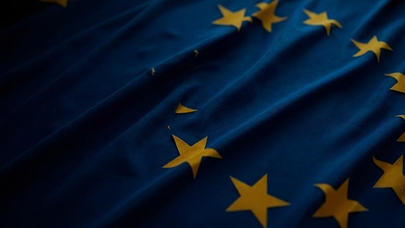 Bandeiras do Mercosul e da União Europeia (UE)