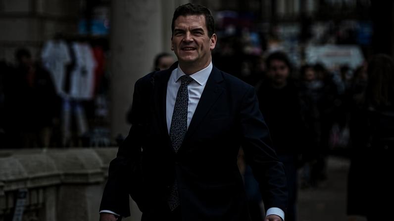 Olly Robbins deixa o cargo do Foreign Office após impasse com Mandelson