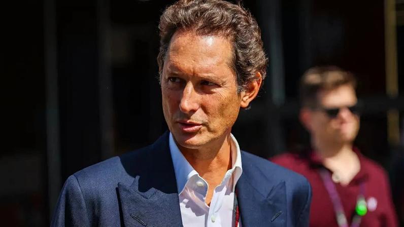 John Elkann, atual presidente da Ferrari, considera comprar Botafogo