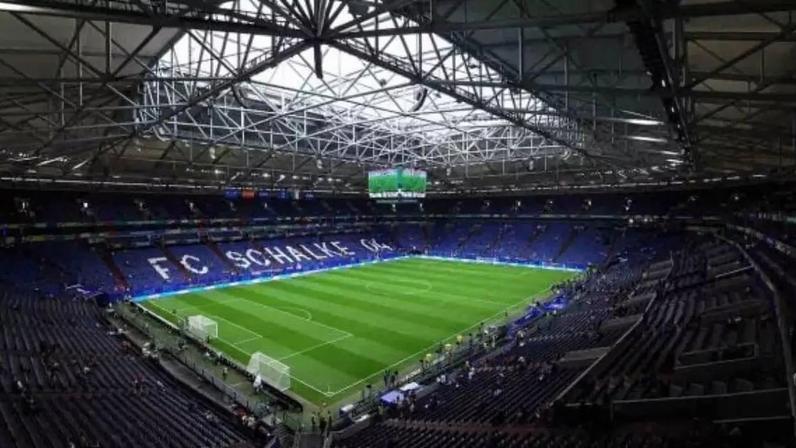 Veltins-Arena é a casa do Schalke desde a sua inauguração, em 2001 –