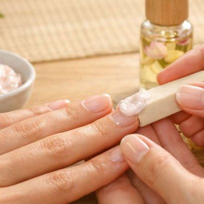 Manicure japonesa viraliza com detox das unhas e divide opiniões