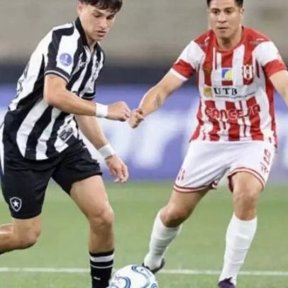 Botafogo atua de forma protocolar contra o Petrolero