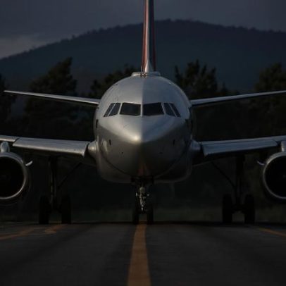 Lufthansa planeja cancelar 20 mil voos para reduzir consumo de combustível