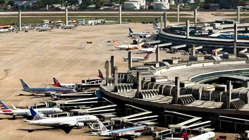 Aeroporto Internacional RIOGaleão — Foto: © Daniel Basil/Gov Brasil/Wikipedia