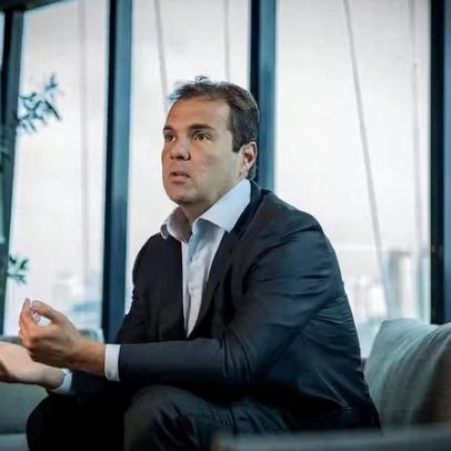 Queda do petróleo impressiona, mas aperto de oferta freia recuo