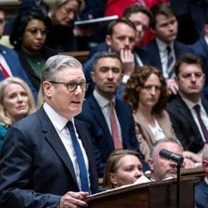 Starmer acusa Robbins de obstruir a verdade sobre a avaliação de Mandelson