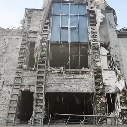 Pastor é morto em bombardeio durante culto em igreja na Ucrânia