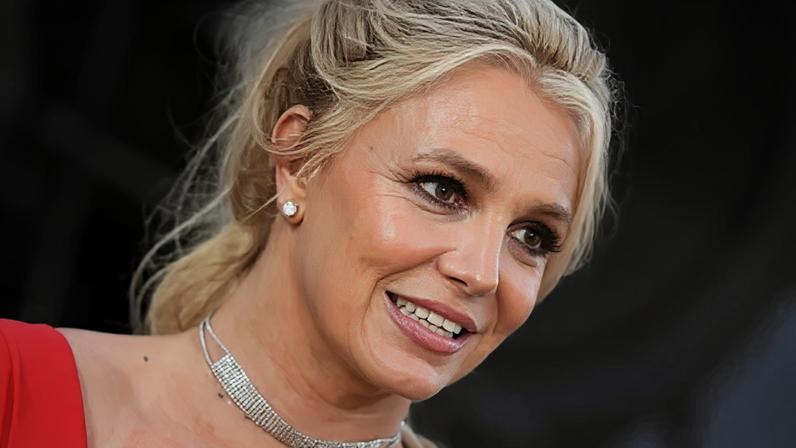 Britney Spears indiciada na Califórnia por dirigir sob influência