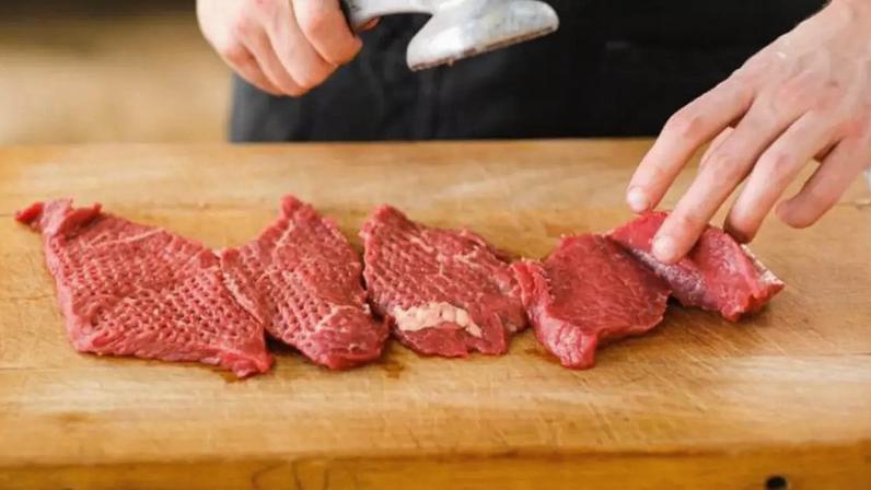Como amaciar carne de segunda para ficar macia como a de primeira