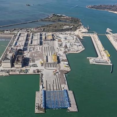 Veneza busca plano B contra enchentes cinco anos após barreiras