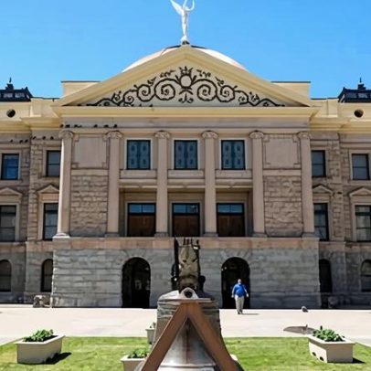 Juiz impede acesso da administração Trump a eleitores do Arizona