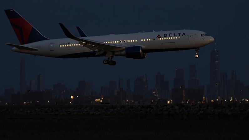 Custos, combustível e manutenção que mantêm aviões antigos em operação