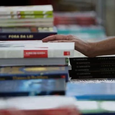 Vendas no varejo sobem em fevereiro, impulsionadas por livros e combustíveis