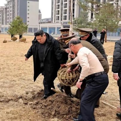 Roupa de grife em evento com Kim Jong-un expõe crimes da elite norte-coreana