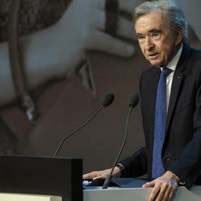 LVMH entra em encruzilhada estratégica