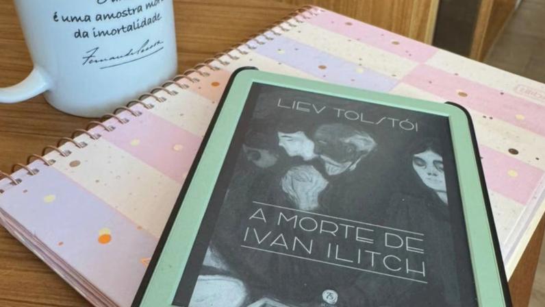 Como a obra de Tolstói nos convida a valorizar o que realmente importa