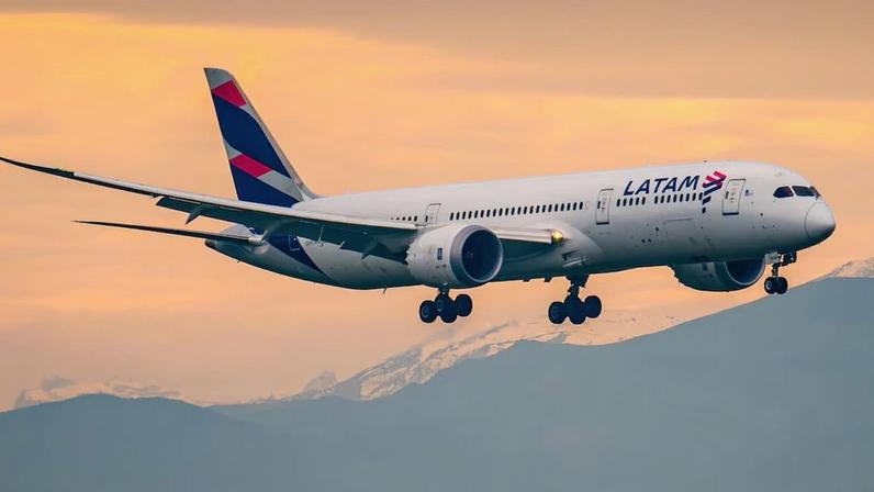 Avião da Latam Airlines. Foto ilustrativa.