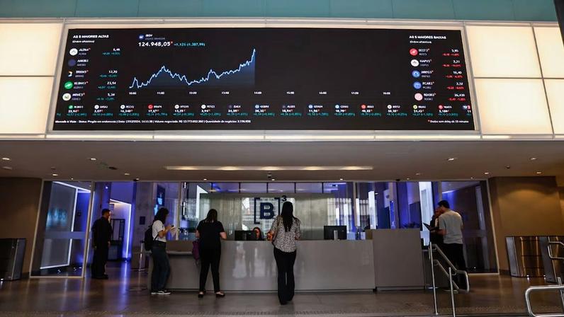 Apostas de queda nos juros e expectativas de políticas mais favoráveis ao mercado após a eleição presidencial em outubro atraíram investidores para ações brasileiras este ano. (Foto: Tuane Fernandes/Bloomberg)