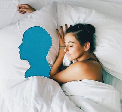 Não consegue dormir sem o parceiro? entenda o que ocorre ao depender dele para dormir