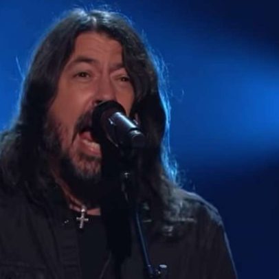 Dave Grohl explica como evitar problemas nas cordas vocais