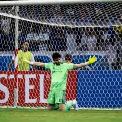 Surpresa na escalação Otávio comenta vitória do Cruzeiro e atuação