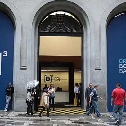 Estrangeiros retiram R$ 1,5 bilhão da B3 em 24 de abril