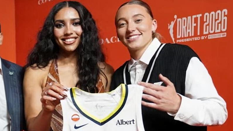 Paige Bueckers e Azzi Fudd dizem que relação é assunto apenas deles