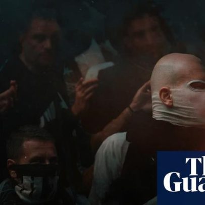 Levante contra a solidão: por que ultras do futebol viraram obsessão cultural
