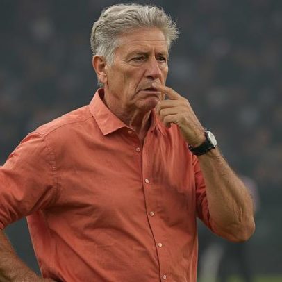 Vasco define escalação com surpresas para enfrentar o Botafogo