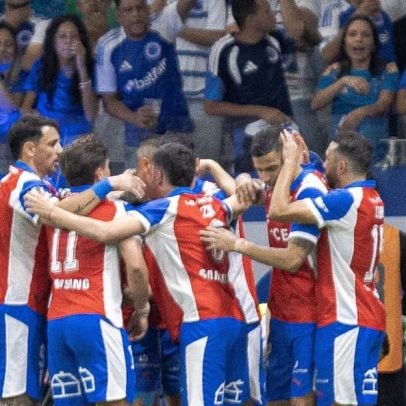 Cruzeiro sofre gol no fim e perde para a Universidad Católica no Mineirão