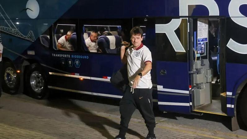 Corinthians escalado para enfrentar o Barra (Foto: Ricardo Trida/Folha Press)