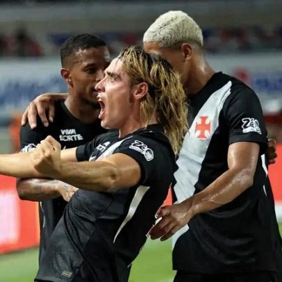 Spinelli aproveita chance e aumenta disputa pelo centroavante do Vasco