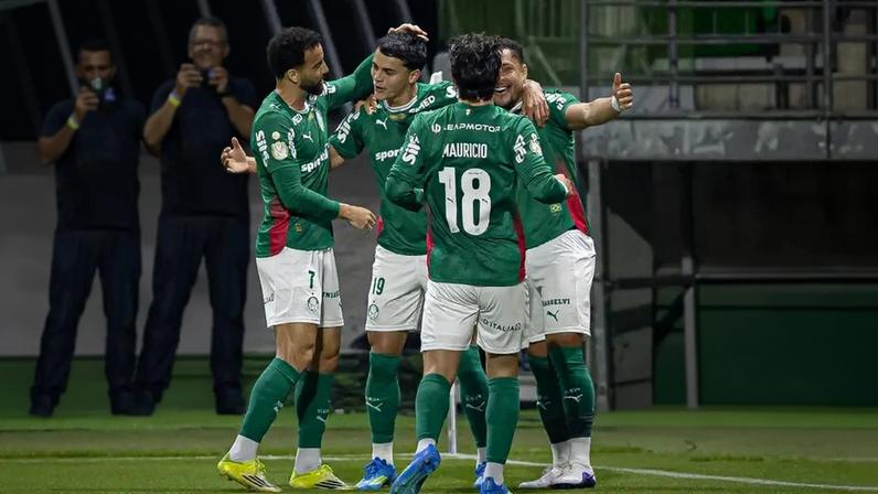 Gol de Sosa foi anulado (Foto: Phd Press/Thenews2/Folhapress)