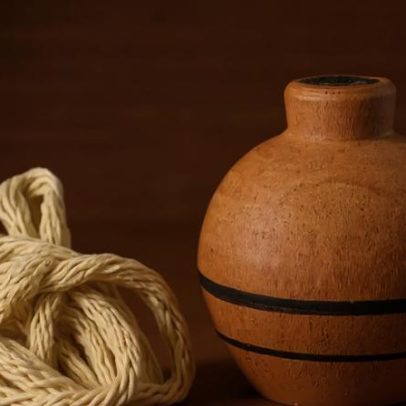Pião, brinquedo milenar, acompanha evolução e impacto cultural