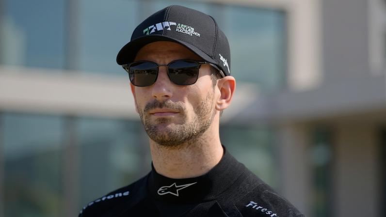 Grosjean é criticado por reclamar do cheiro de pássaro morto na Indy 500