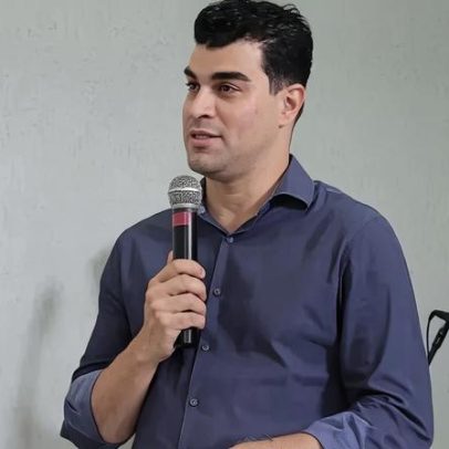 Pastor afirma que fé verdadeira surge ao reconhecer cegueira espiritual