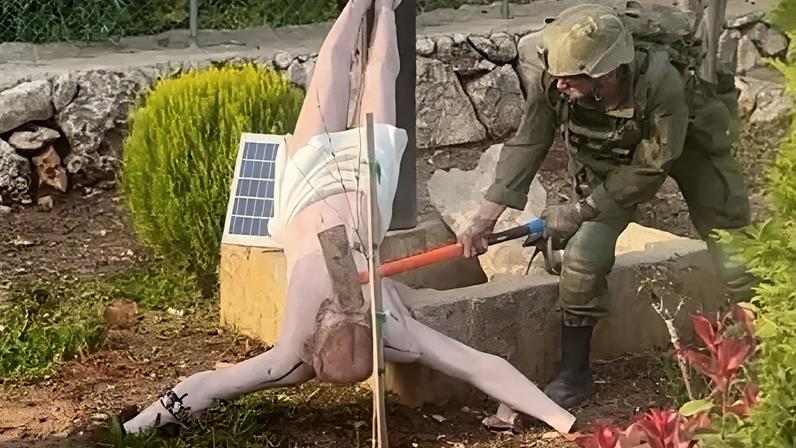 Soldados israelenses punidos por vandalismo de estátua de Jesus no Líbano
