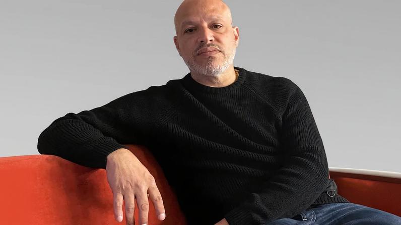 Carlos Rolón revisita o levante de 1966 em Humboldt Park, Chicago