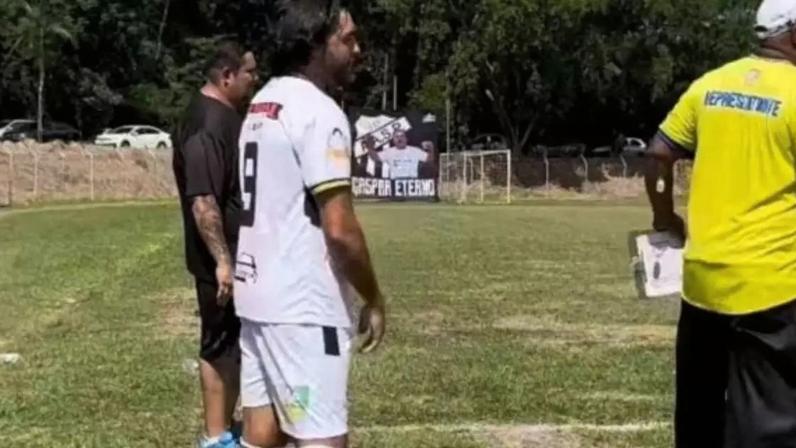 Ricardo Goulart estreia no futebol de Várzea