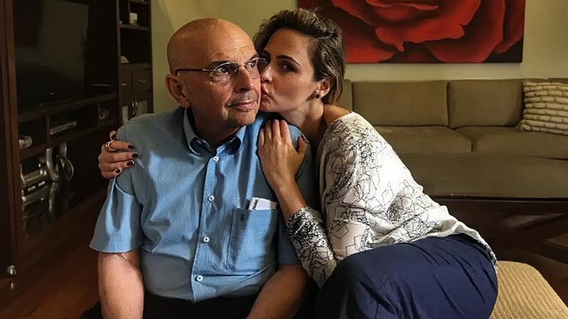 Ana Paula relatou que quase desistiu do reality por causa da saúde do pai