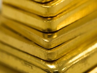 Ouro sobe com dólar fraco e expectativa de negociações EUA-Irã