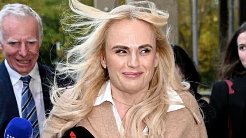 Tribunal ouve que equipe de PR contratada chamou Rebel Wilson de louca