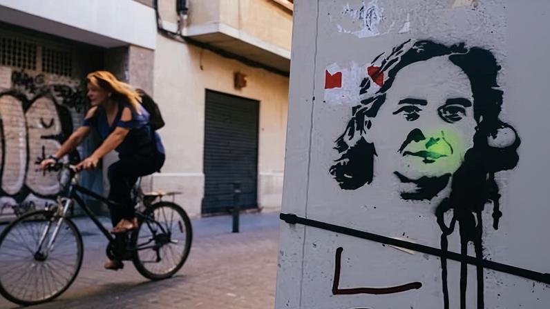 ‘Ada Colau’s administration reclaimed a million square metres of pedestrian space in Barcelona.’ A stencil graffito dedicated to Colau when she was city mayor.