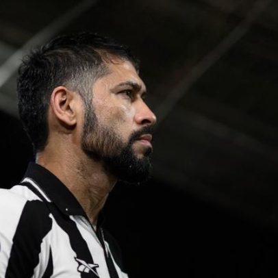 Barboza comenta futuro no Botafogo após especulação sobre Palmeiras
