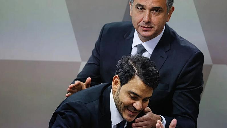Rodrigo Pacheco cumprimentou Jorge Messias em sabatina na CCJ do Senado