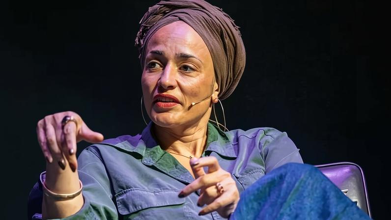 Zadie Smith afirma não saber mais quando lê homens