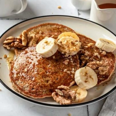 Panqueca americana traz três receitas proteicas para o lanche da tarde