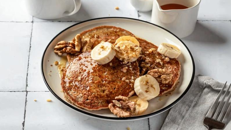 Panqueca americana traz três receitas proteicas para o lanche da tarde