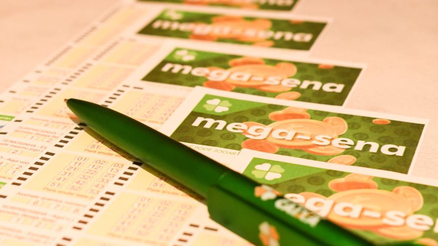 Aposta simples da Mega-Sena custa R$ 6